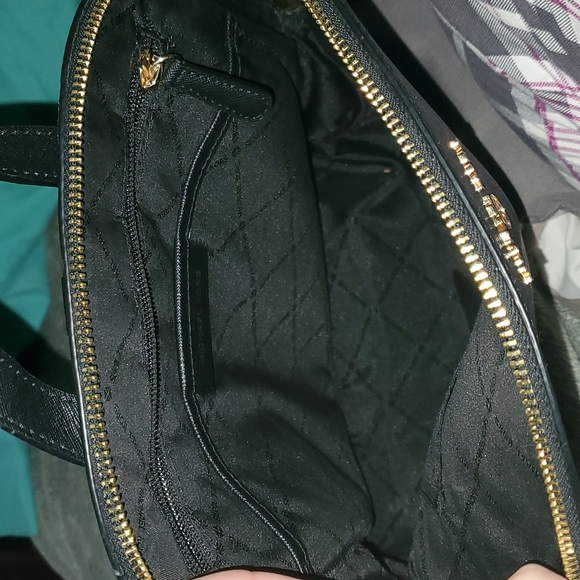 "Michael Kors" Cindy Large Saffiano Leather Backpack - Picture 2 of 5